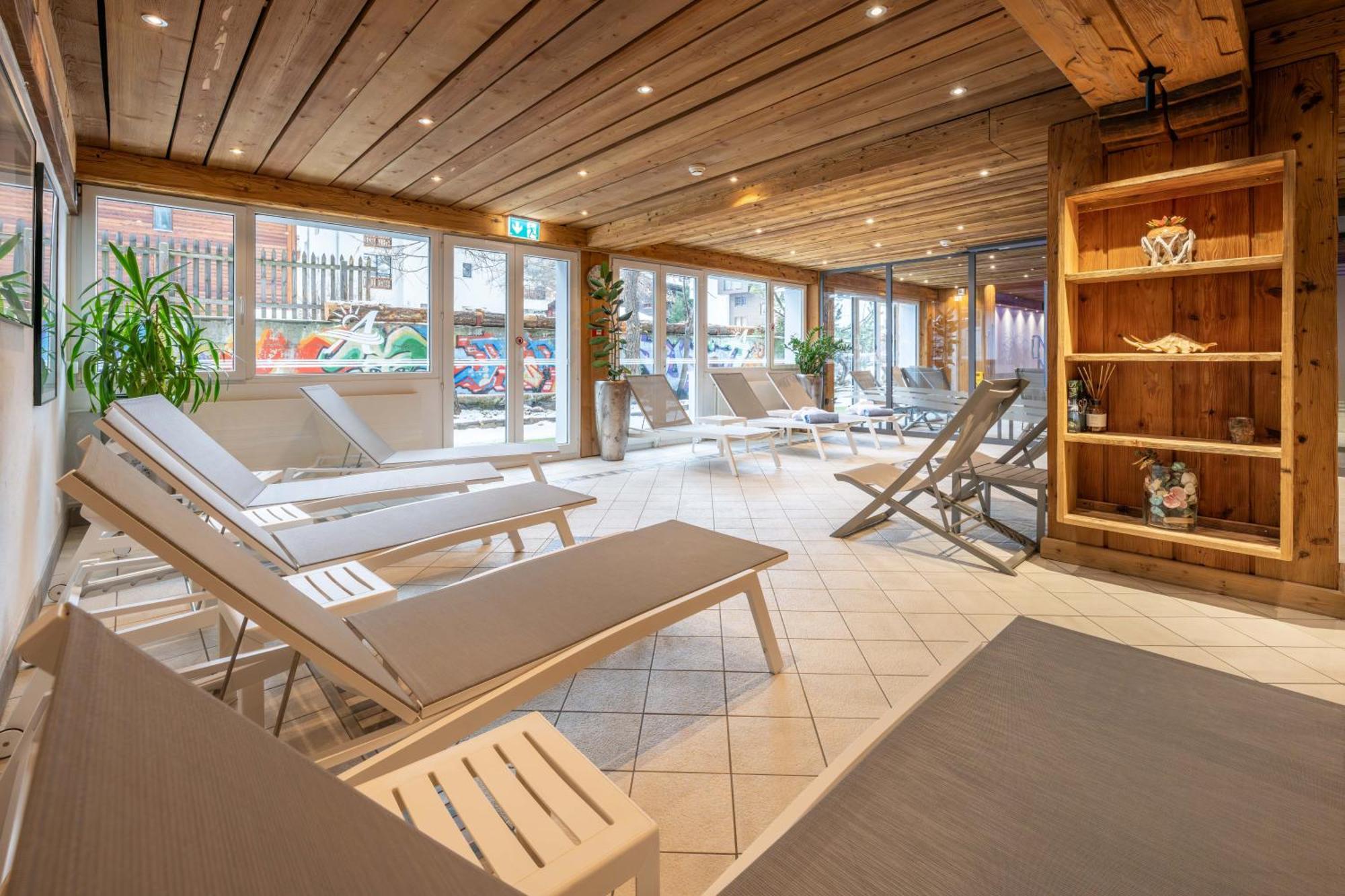 Arca Aparthotel & Spa Zermatt Exterior foto